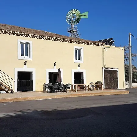 Maison Spacieuse Pres De Avec Piscine Privee *